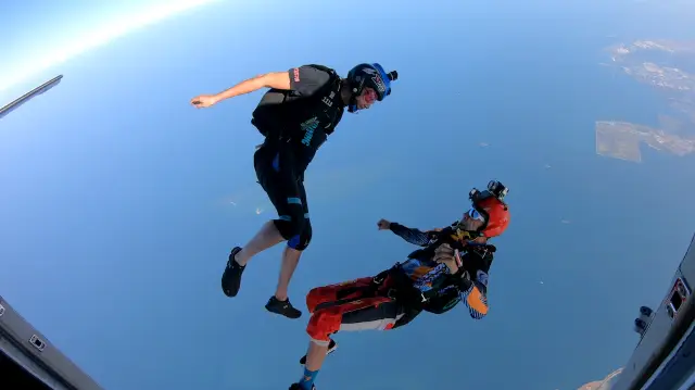 Skydiving in Danzhou