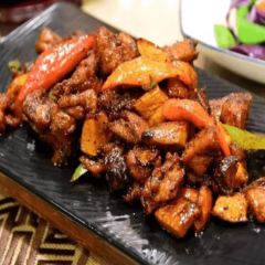 Mae Nid Beef Ekaehla張用戶圖片