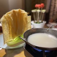 凤阁楼果木烧鹅(陈山店) User Photo