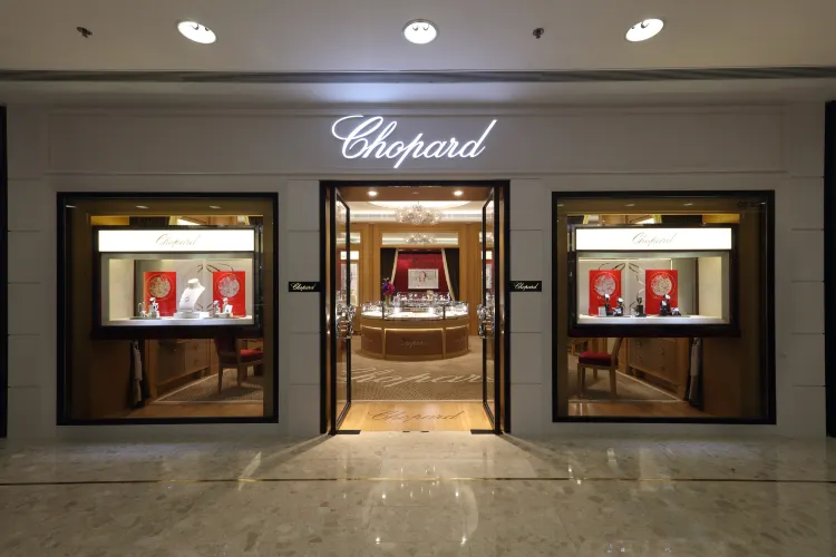 Shopping itineraries in Chopard Ocean Terminal Boutique in