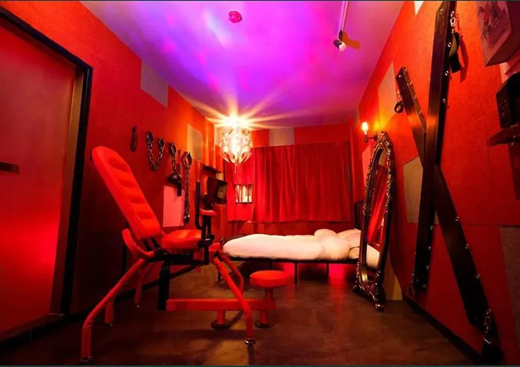 【情趣酒店2025】精選8間熱門情趣酒店!七夕爆房勝地/主題房間/情侶好去處