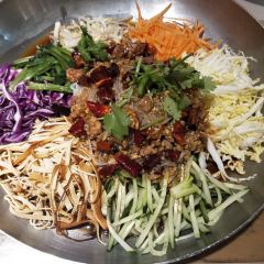 MANG QIAN MANG HOU MA MA CAI User Photo