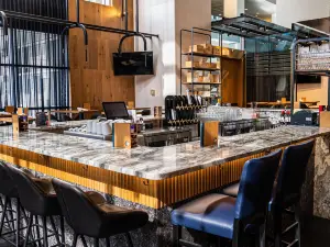 Buco Pizzeria & Vino Bar – Epcor Tower