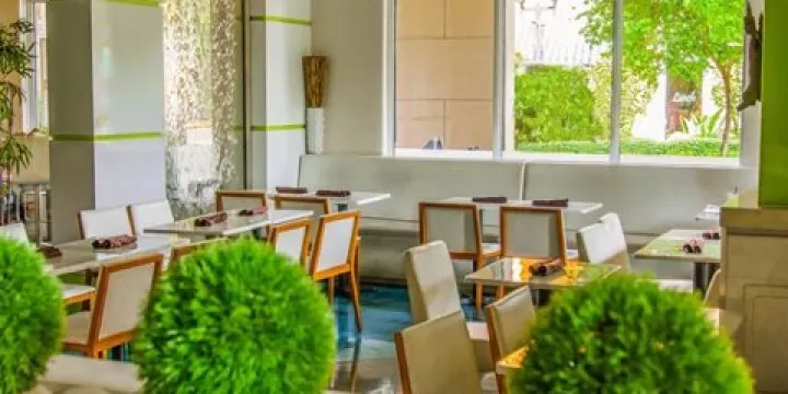 Lemongrass - Boca Raton