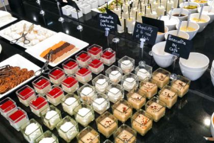 Monument Cafe Versailles