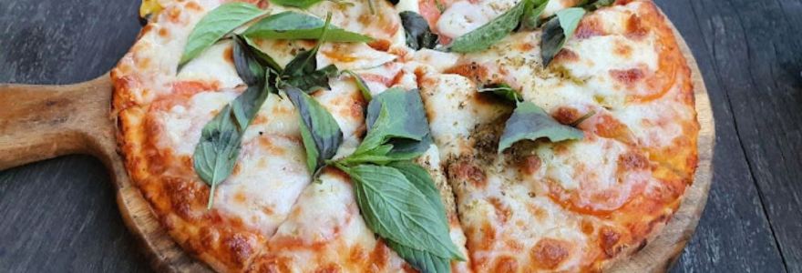 River Crown Restaurant & Pub