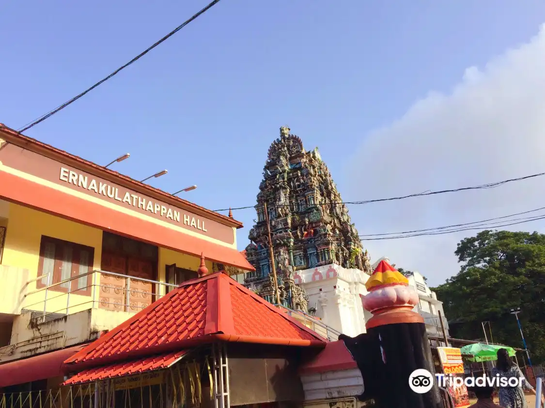 Hotels near Ernakulam Shiva Temple