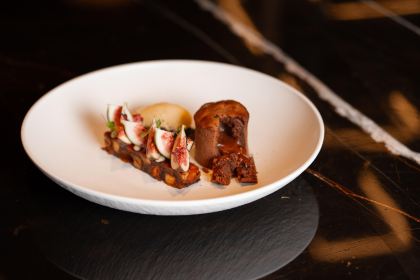 成都瑯珀·凯悦臻选酒店·云轩