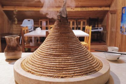 生态蒸汽石锅鱼石锅鸡