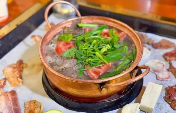 青木廚房（香格里拉首店）