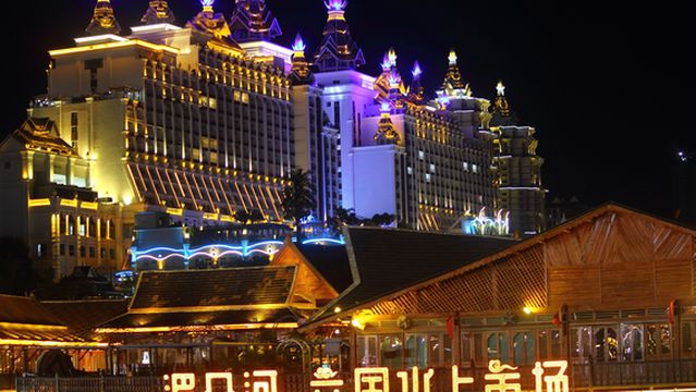 Six Nations Mekong River Floating Market Inner Lake Cruise