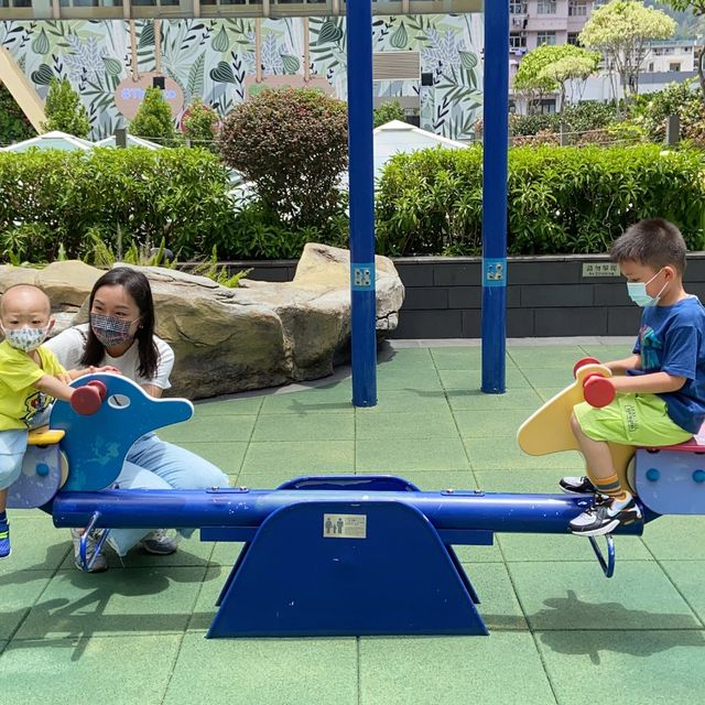 【 空中花園上的太空樂園 】 
