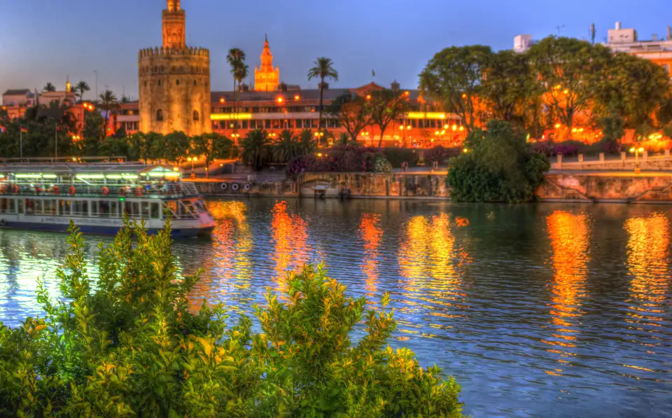 2_Torre del Oro