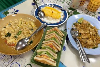 Sailomjoy Restaurant (Thapae) User Photo