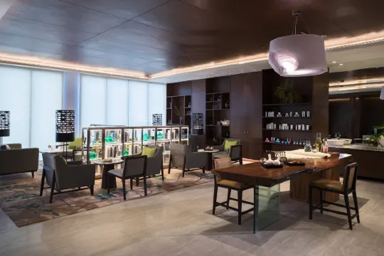 รีวิว Renaissance Pattaya Resort & Spa สัมผัสความหรูติดริมหาด