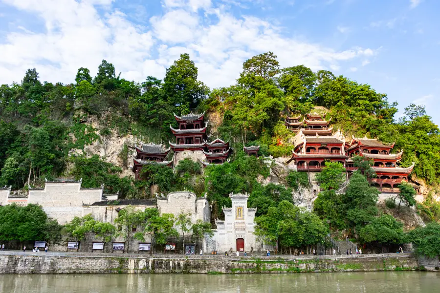 Shiqian Wanshou Palace