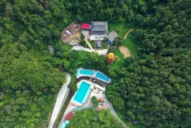 水坑
