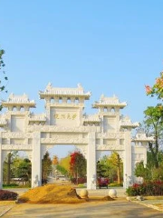 Huilong Temple Park