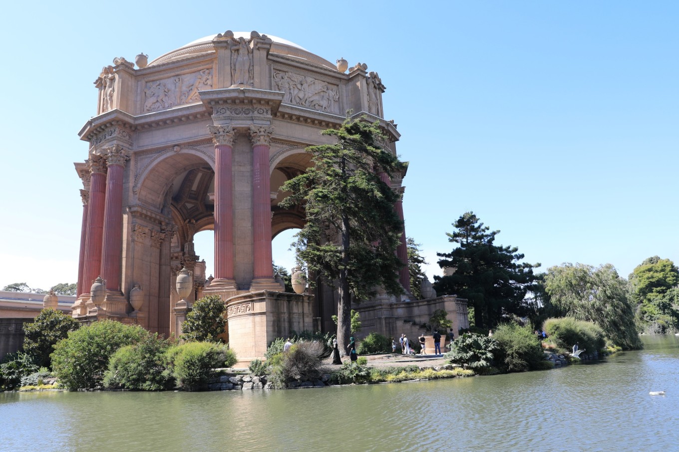 Palace of Fine Arts attraction reviews - Palace of Fine Arts tickets -  Palace of Fine Arts discounts - Palace of Fine Arts transportation,  address, opening hours - attractions, hotels, and food