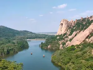 Shizhu Mountain Forest Park