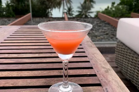 On The Rocks Bar