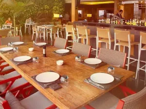 Crimson Bar & Grill, Cairo, Egypt.