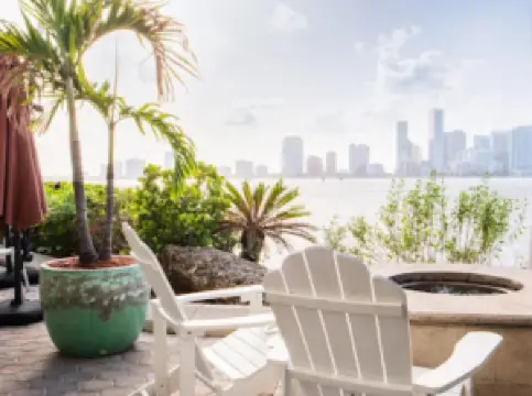 Rusty Pelican - Miami