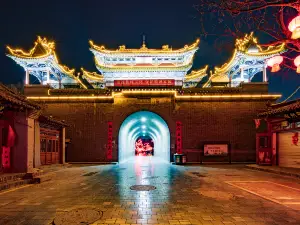 Attrazioni del Giro Notturno a Yulin: le opzioni più popolari