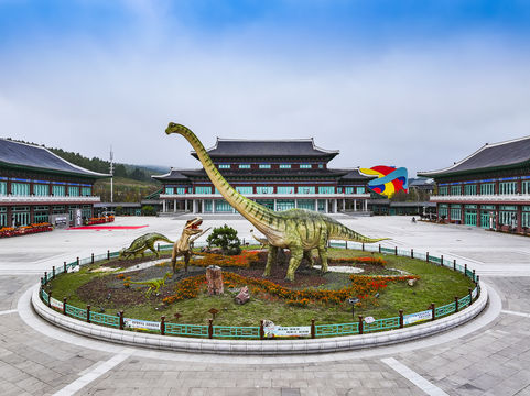 Yanji Dinosaur Museum