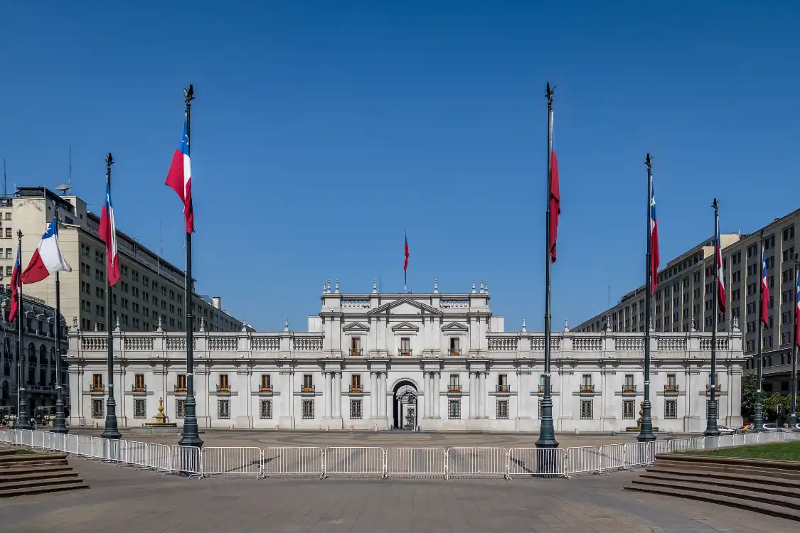 Hotels near La Moneda Palace