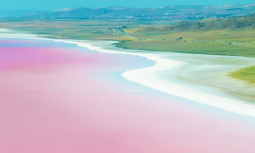 Tuz Lake