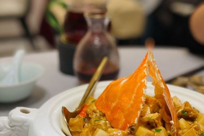 甬府尊鲜(国金中心店)