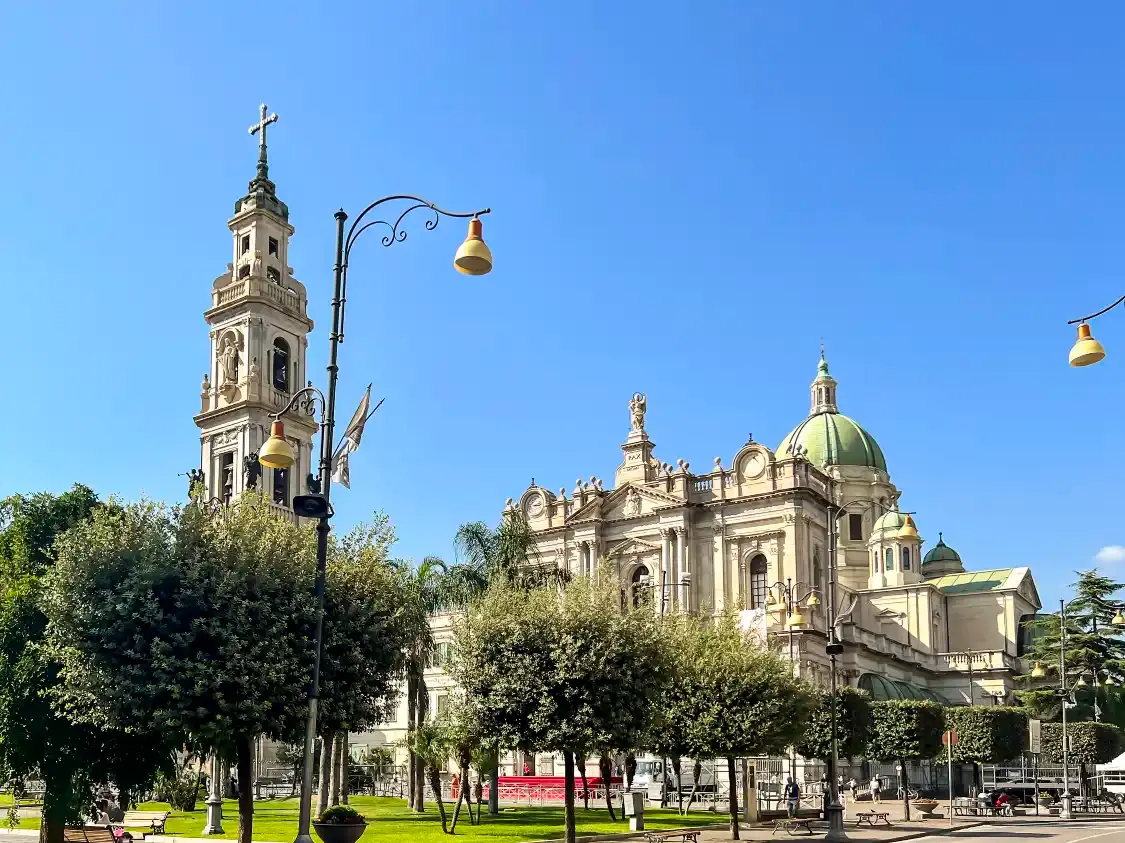 Hotels near Santuario della Beata Vergine Maria del Santo Rosario di Pompei