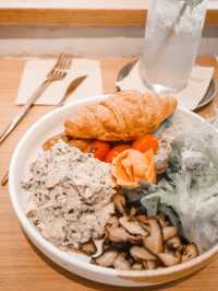 油麻地美食 必去的文青咖啡店，簡約不簡單！