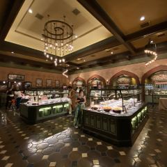 Explorer's Club Restaurant User Photo