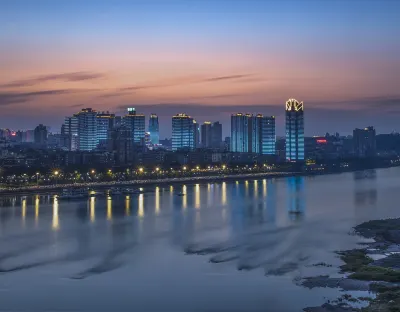 Hotel di Luzhou