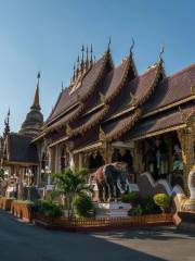 Wat Saen Mueang Ma Luang (Wat Hua Khuang)