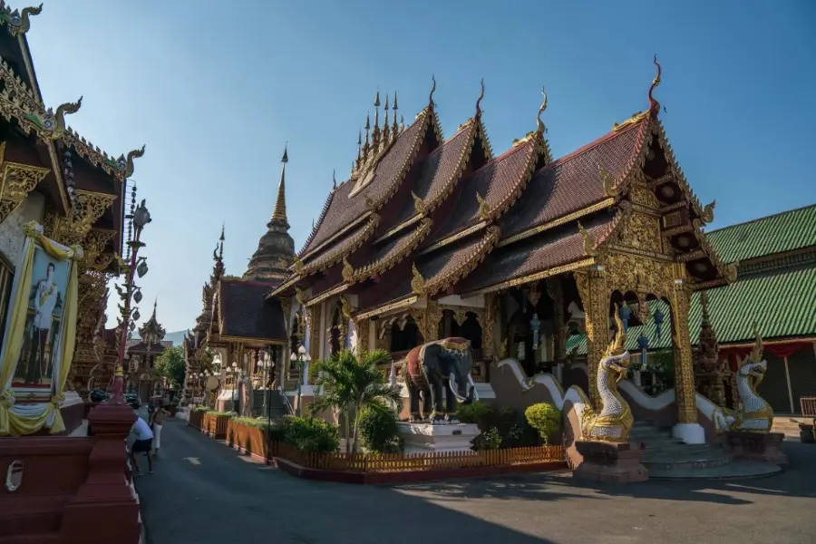 Wat Saen Mueang Ma Luang (Wat Hua Khuang)