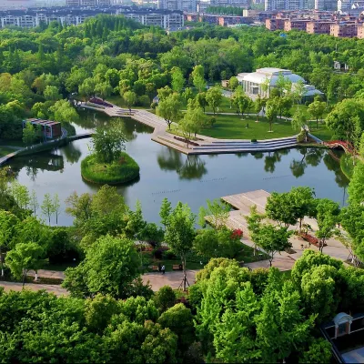 Отели рядом с достопримечательностью «»