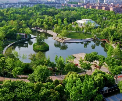 Отели рядом с достопримечательностью «March 18th Struggle Memorial Site, Nantong»