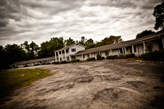 โรงแรมใกล้Lakeland Amtrak Station