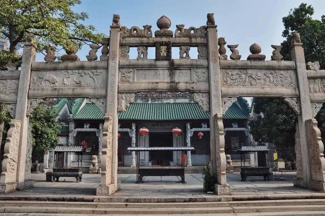 Hotel dekat Baisha Longmu Temple