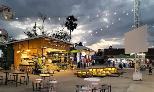 Ton Tann Market