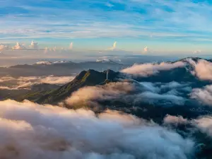 Xinxing Fengche Mountain