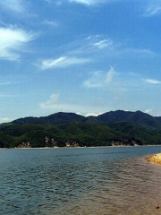 Yulonghu Scenic Area