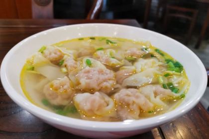 鸡鸣汤包(狮子桥店)