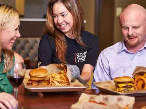 Burger Theory - Spring Lake