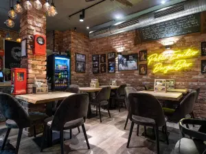 Pablo Emilio BurgerBar Germering