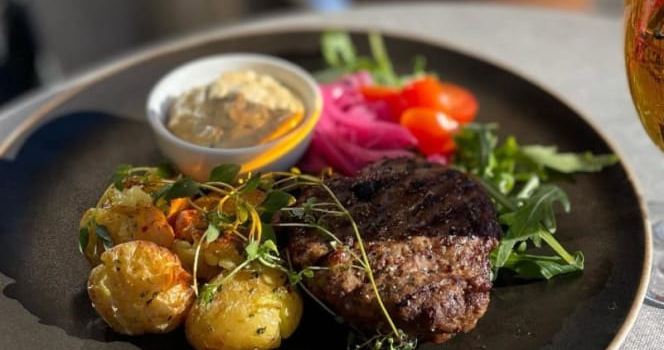 Frimans Cafe & Bistro