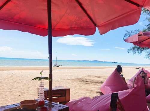 Tutu Beach